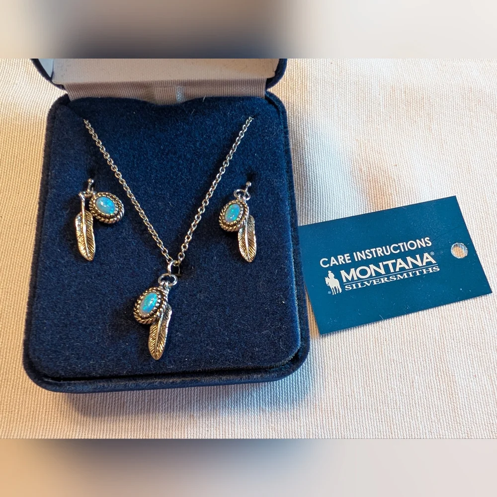 New In Box Montana Silversmiths Opal & Feather Necklace & Earrings Set - Picture 4 of 10